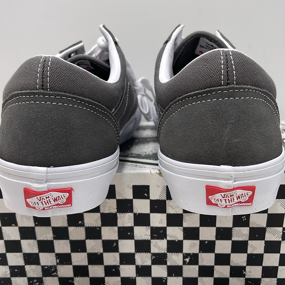 Vans Men’s Skate Old Skool 
Pewter/True White
VN0A5FCB195 Sneakers - Picture 13 of 16